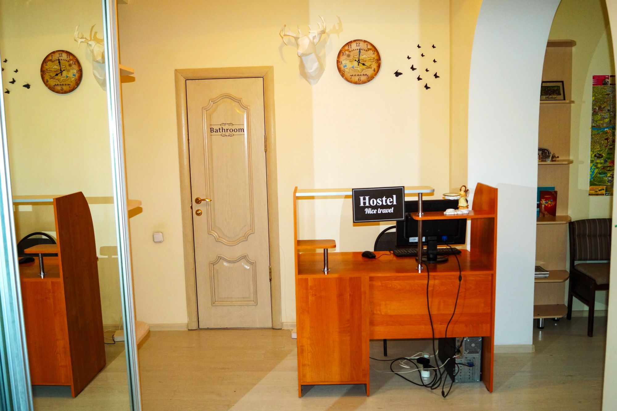 Hostel Nice Travel Astana Exterior foto